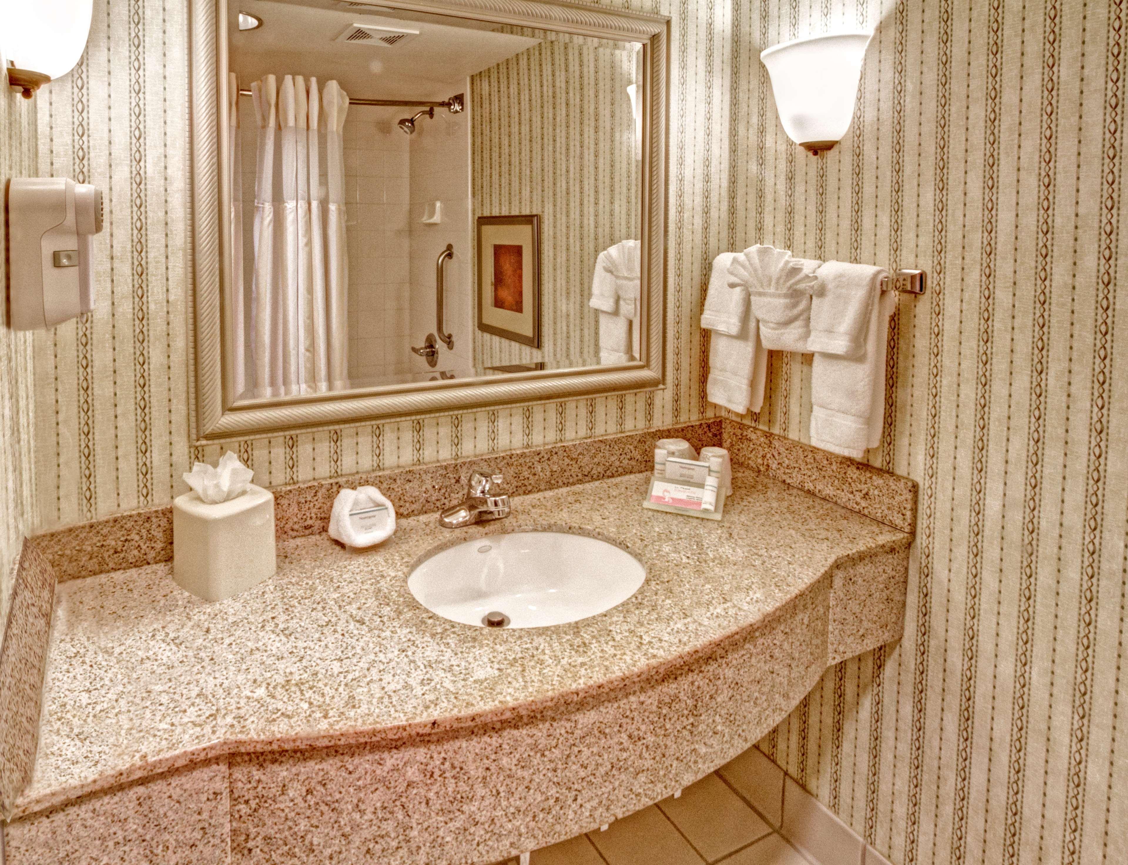 Hilton Garden Inn Nashville Airport Экстерьер фото
