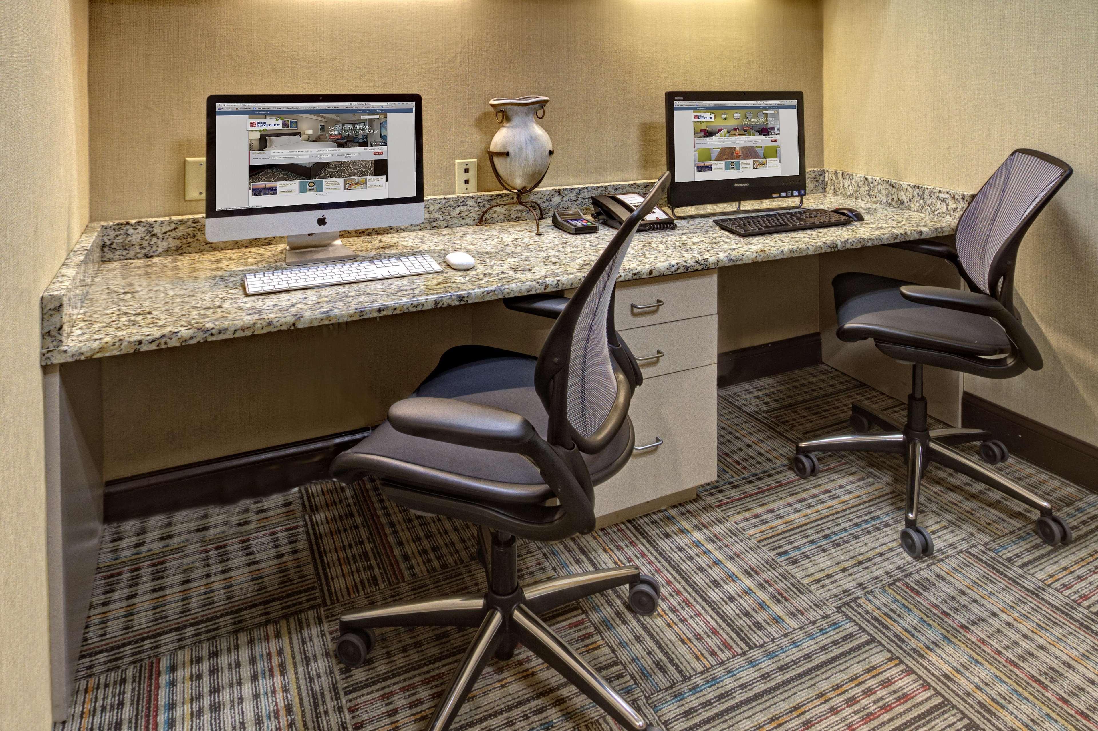 Hilton Garden Inn Nashville Airport Экстерьер фото