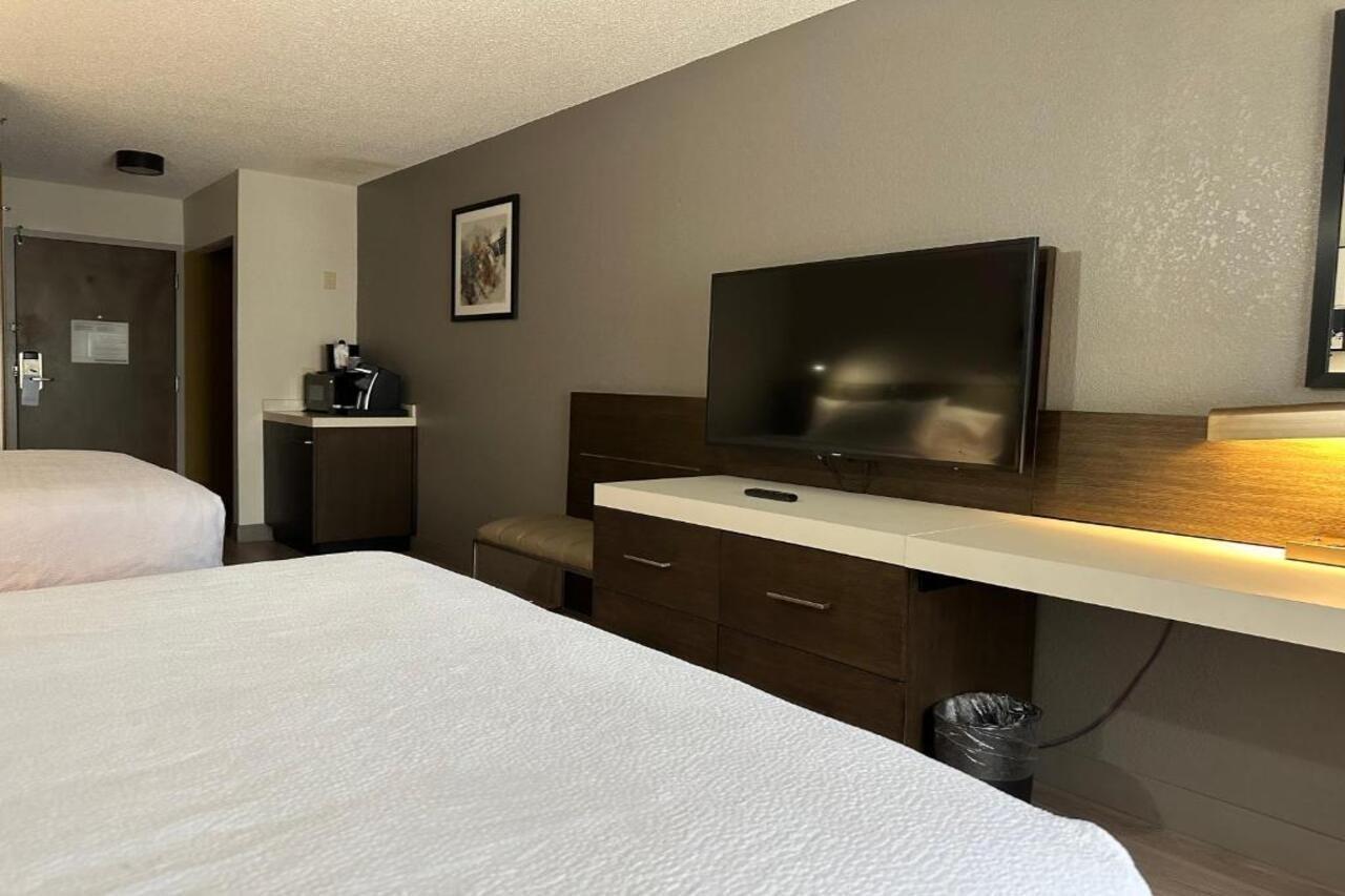 Hilton Garden Inn Nashville Airport Экстерьер фото