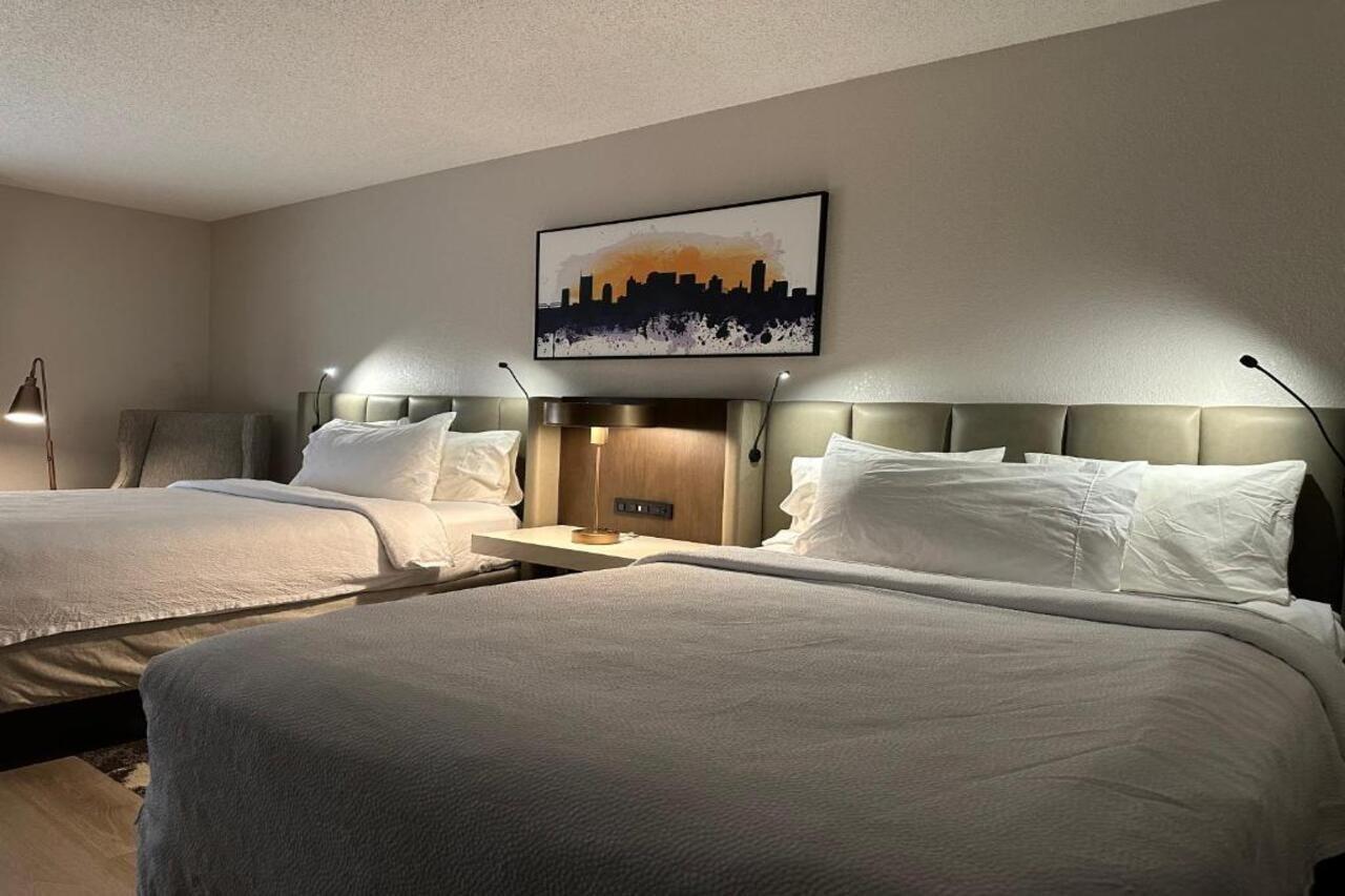 Hilton Garden Inn Nashville Airport Экстерьер фото