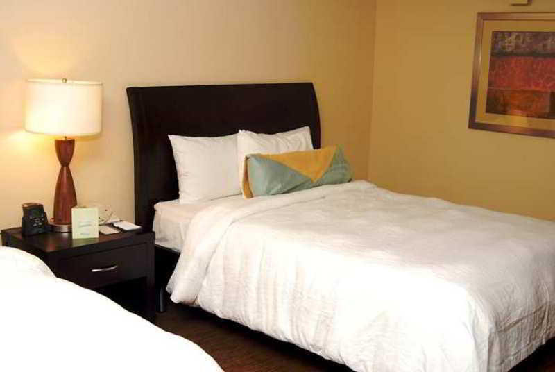 Hilton Garden Inn Nashville Airport Номер фото