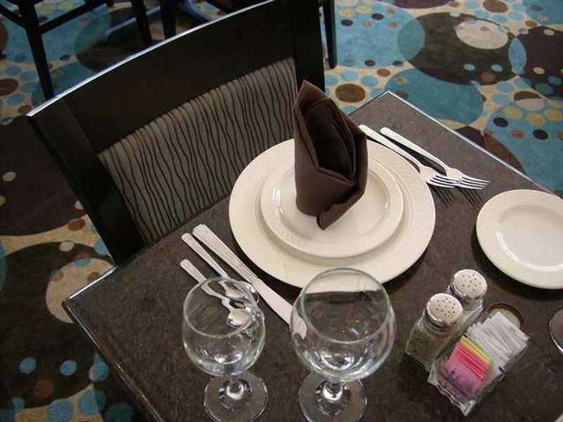 Hilton Garden Inn Nashville Airport Ресторан фото